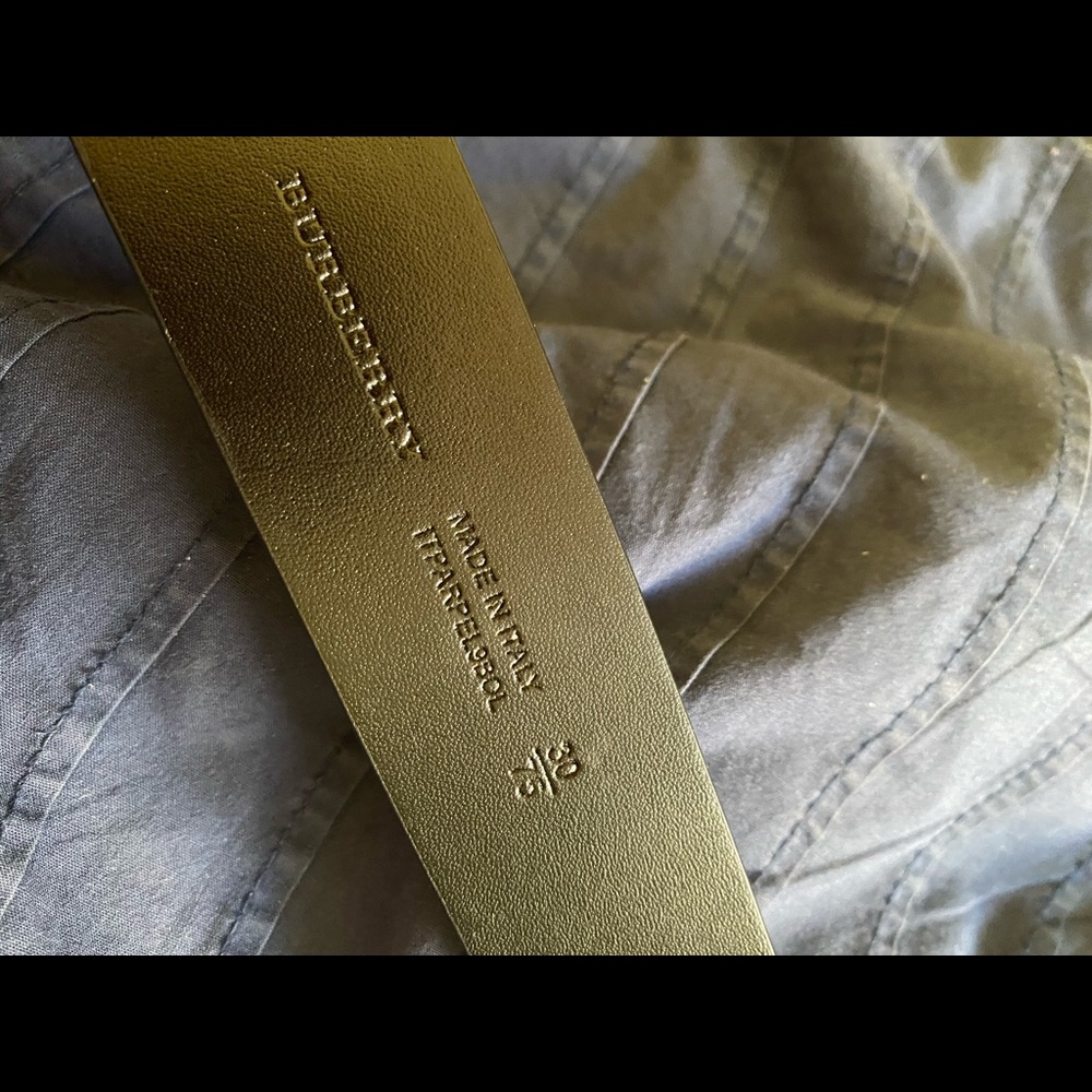 VINTAGE BURBERRY CHECK LEATHER BELT